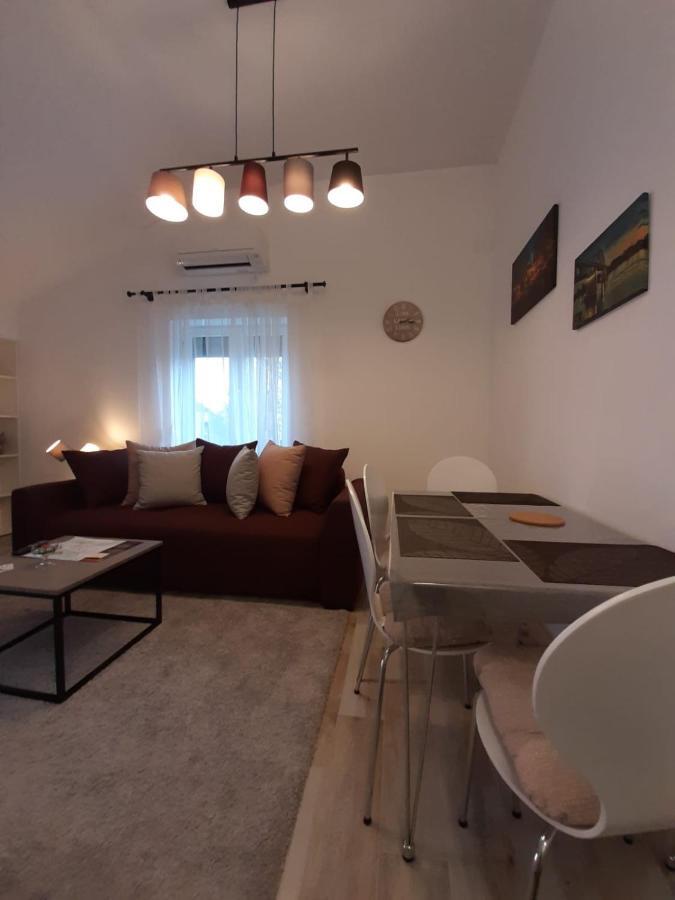 Apartment Queen Belgrade Extérieur photo